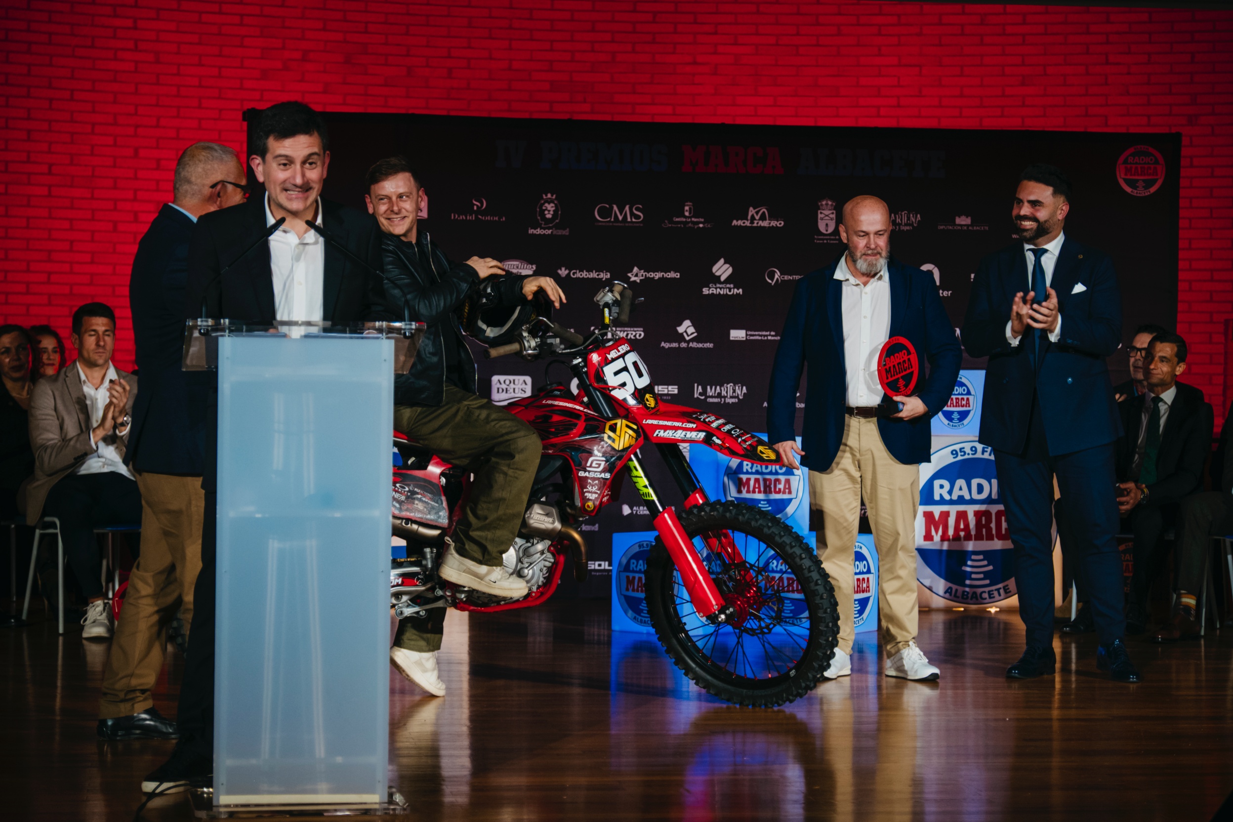 ¡TODAS LAS FOTOS DE LA IV GALA DE RADIO MARCA ALBACETE CASTILLA-LA MANCHA! La noche ÉPICA en el Paraninfo UCLM