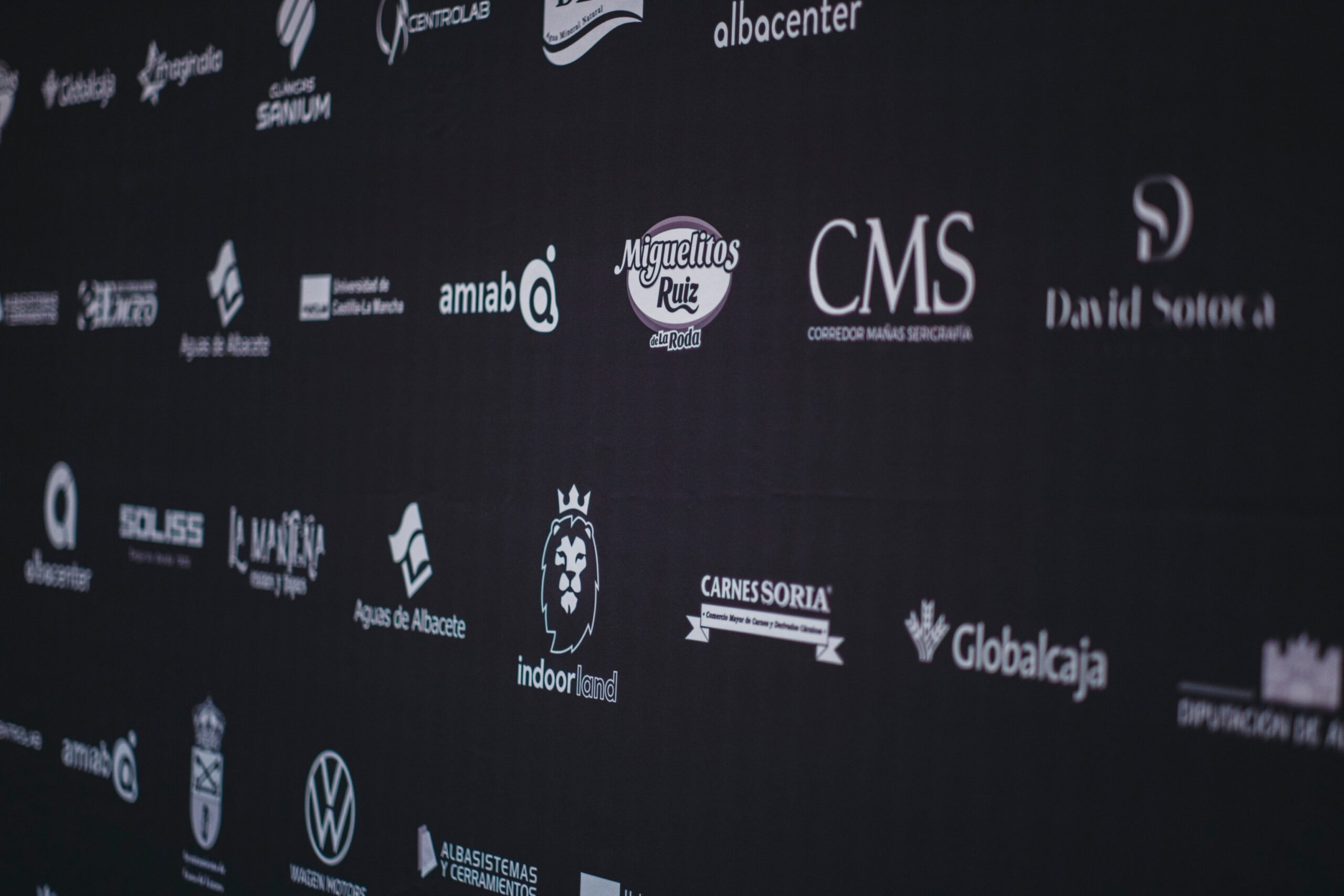 ¡TODAS LAS FOTOS DE LA IV GALA DE RADIO MARCA ALBACETE CASTILLA-LA MANCHA! La noche ÉPICA en el Paraninfo UCLM