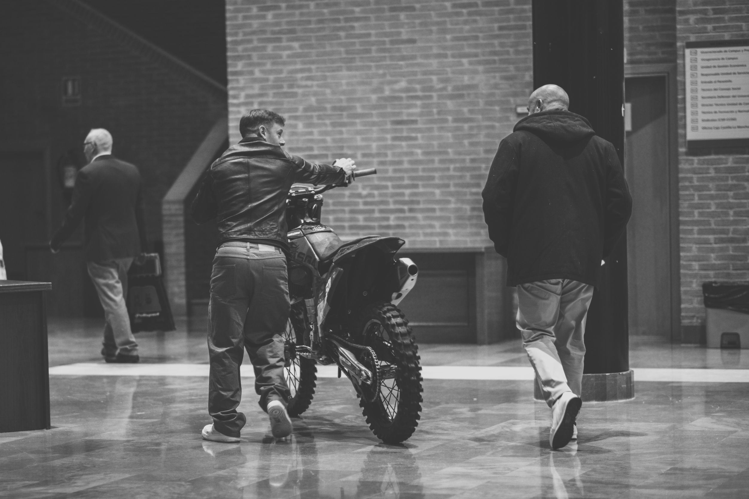 ¡TODAS LAS FOTOS DE LA IV GALA DE RADIO MARCA ALBACETE CASTILLA-LA MANCHA! La noche ÉPICA en el Paraninfo UCLM