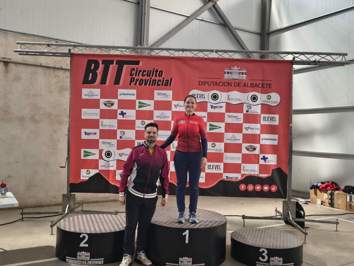 Juan González y Almudena Jiménez remontan para ganar en Tarazona