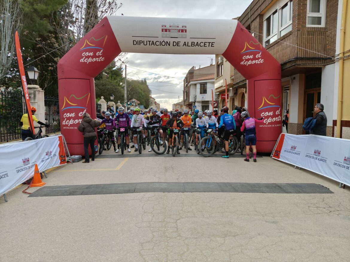 Lucía Navarro regresa al Circuito de BTT con victoria en Madrigueras