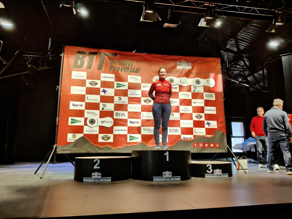 Lucía Navarro regresa al Circuito de BTT con victoria en Madrigueras