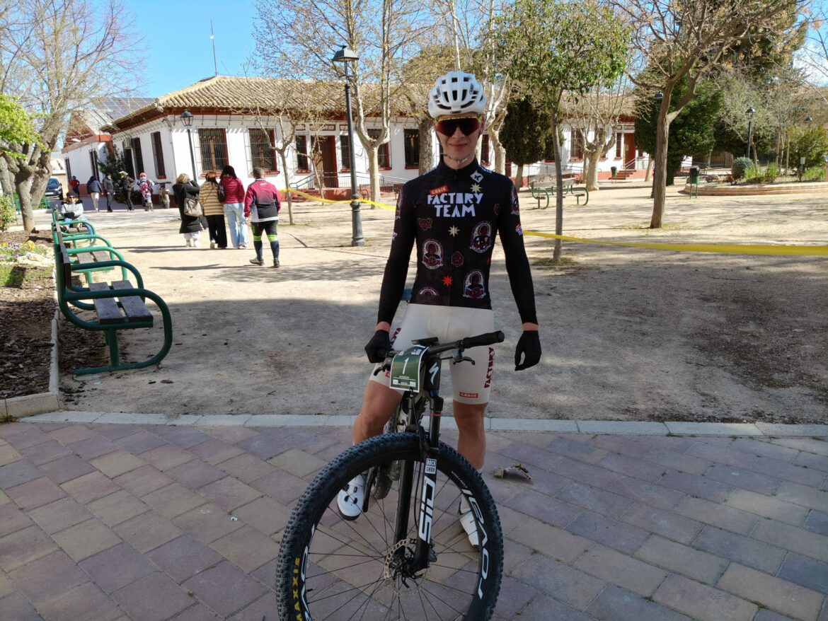 Lucía Navarro regresa al Circuito de BTT con victoria en Madrigueras