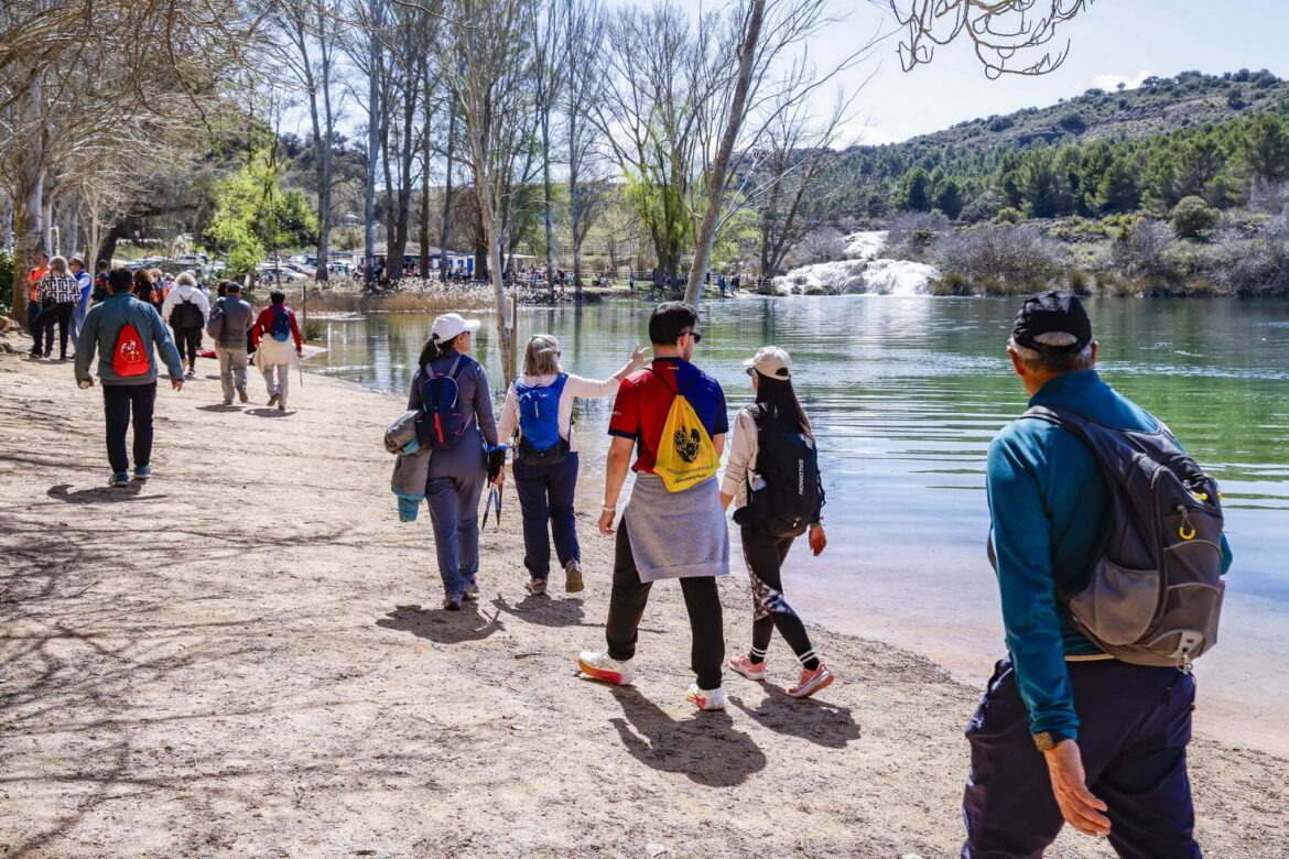 El agua fue protagonista en las dos nuevas Rutas de Senderismo de la Diputación, en Villamalea y Ossa de Montiel