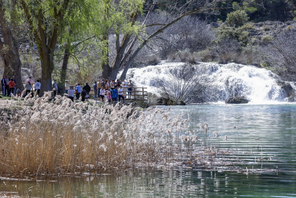 El agua fue protagonista en las dos nuevas Rutas de Senderismo de la Diputación, en Villamalea y Ossa de Montiel