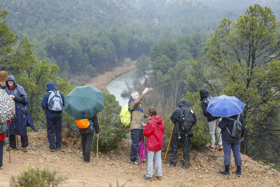 El agua fue protagonista en las dos nuevas Rutas de Senderismo de la Diputación, en Villamalea y Ossa de Montiel
