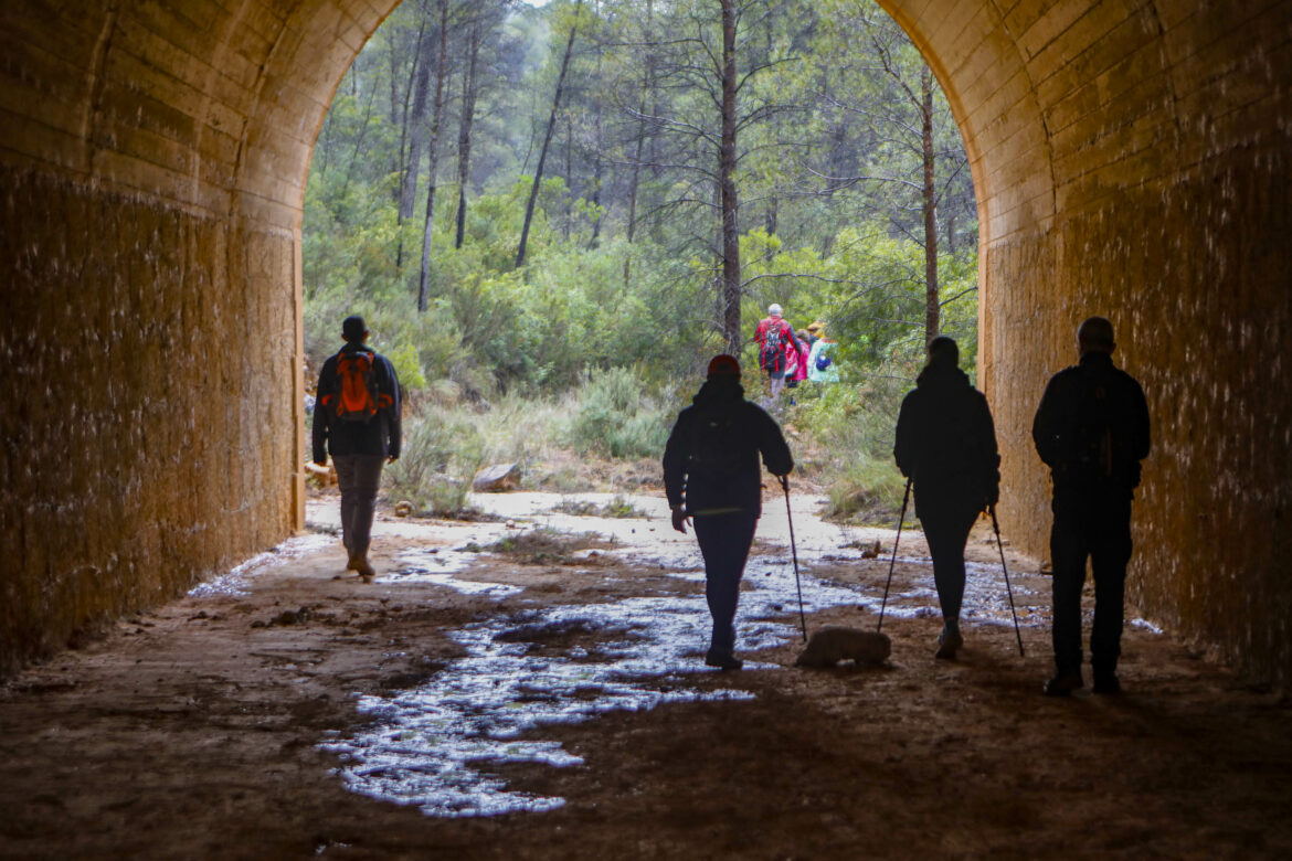 El agua fue protagonista en las dos nuevas Rutas de Senderismo de la Diputación, en Villamalea y Ossa de Montiel