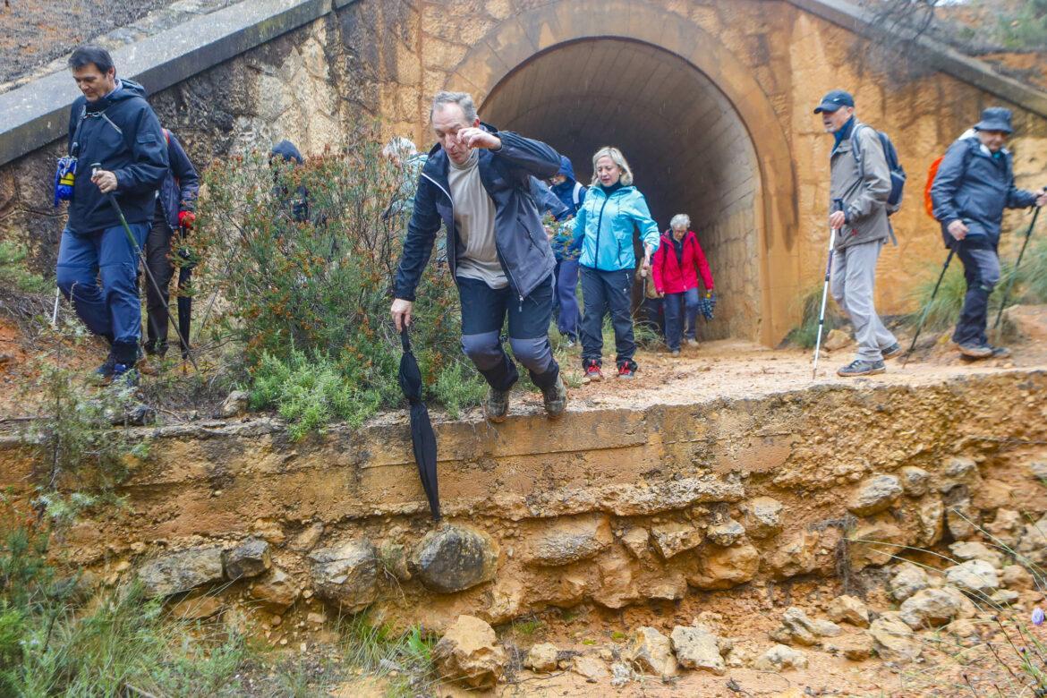 El agua fue protagonista en las dos nuevas Rutas de Senderismo de la Diputación, en Villamalea y Ossa de Montiel