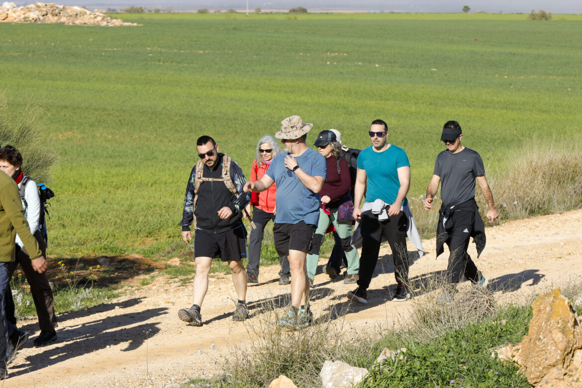 Soleado día por el Pozuelo en una nueva Ruta de Senderismo de la Diputación de Albacete