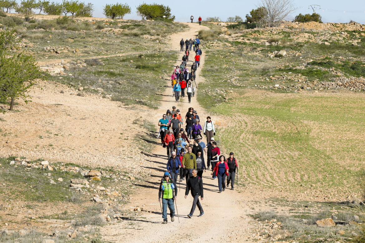 Soleado día por el Pozuelo en una nueva Ruta de Senderismo de la Diputación de Albacete