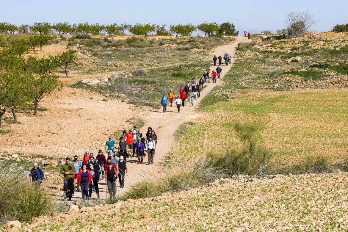 Soleado día por el Pozuelo en una nueva Ruta de Senderismo de la Diputación de Albacete