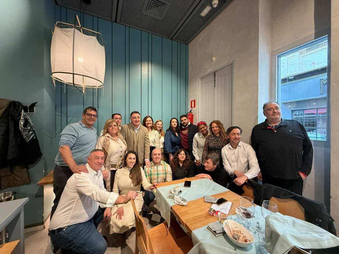 Una nueva generación de hosteleros impulsa una candidatura para renovar la APEHT