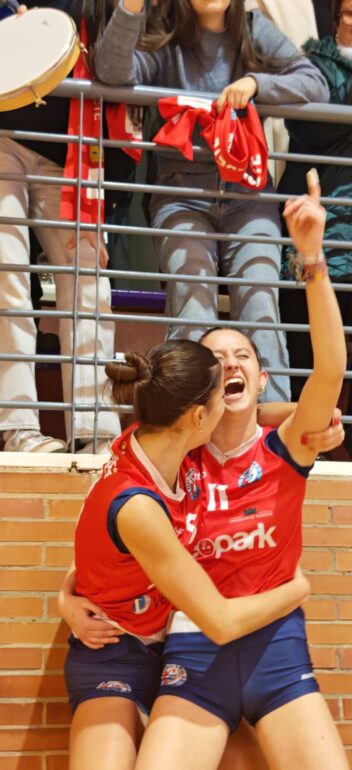 El equipo Juvenil del CLUB VOLEIBOL ALBACETE ha logrado vencer en la FINAL FOUR, consiguiendo el CAMPEONATO REGIONAL JUVENIL