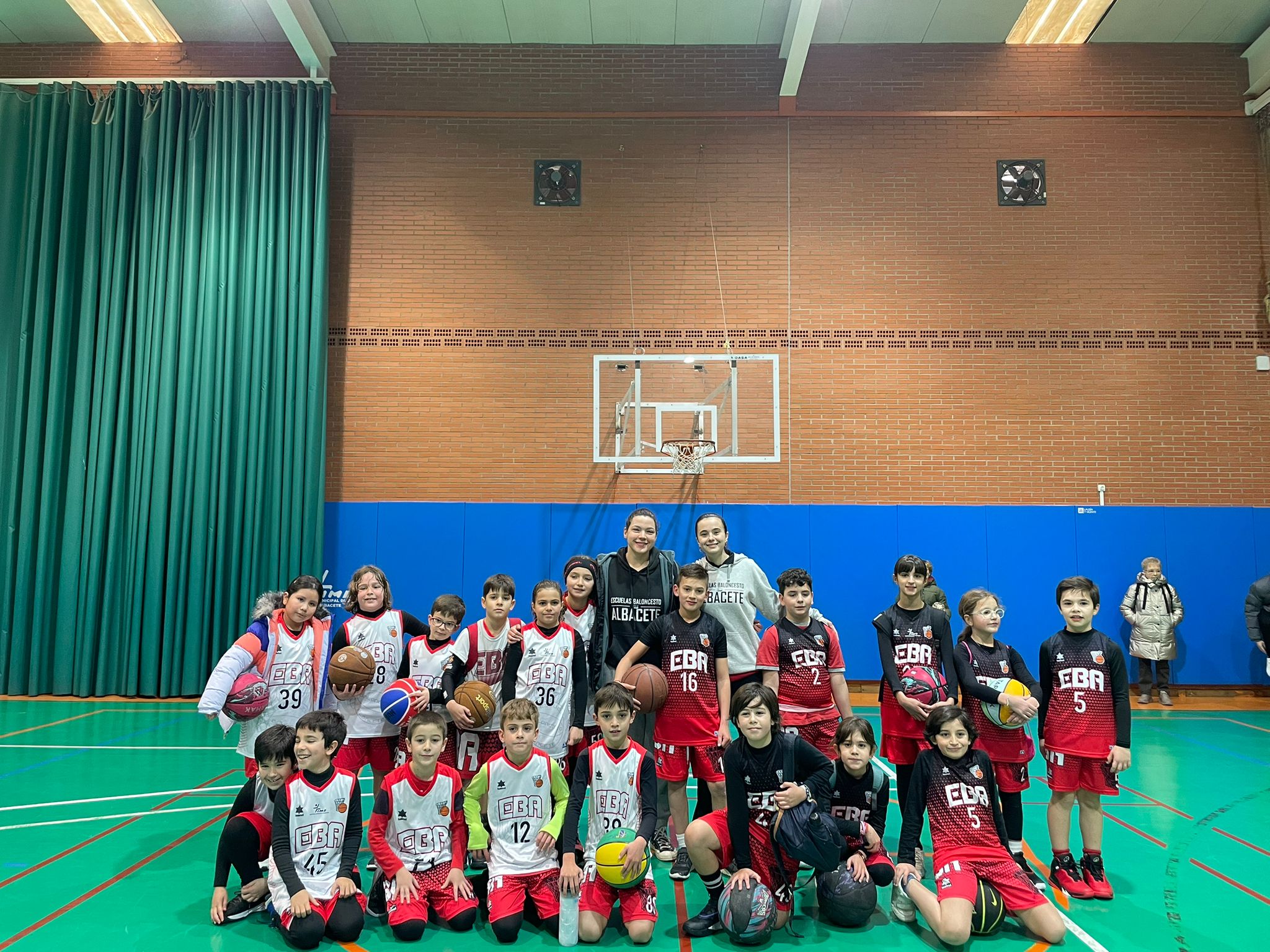 EL EBA COMPITE CON 23 EQUIPOS EN LAS COMPETICIONES LOCALES DEL DEPORTE ESCOLAR DEL IMD ALBACETE