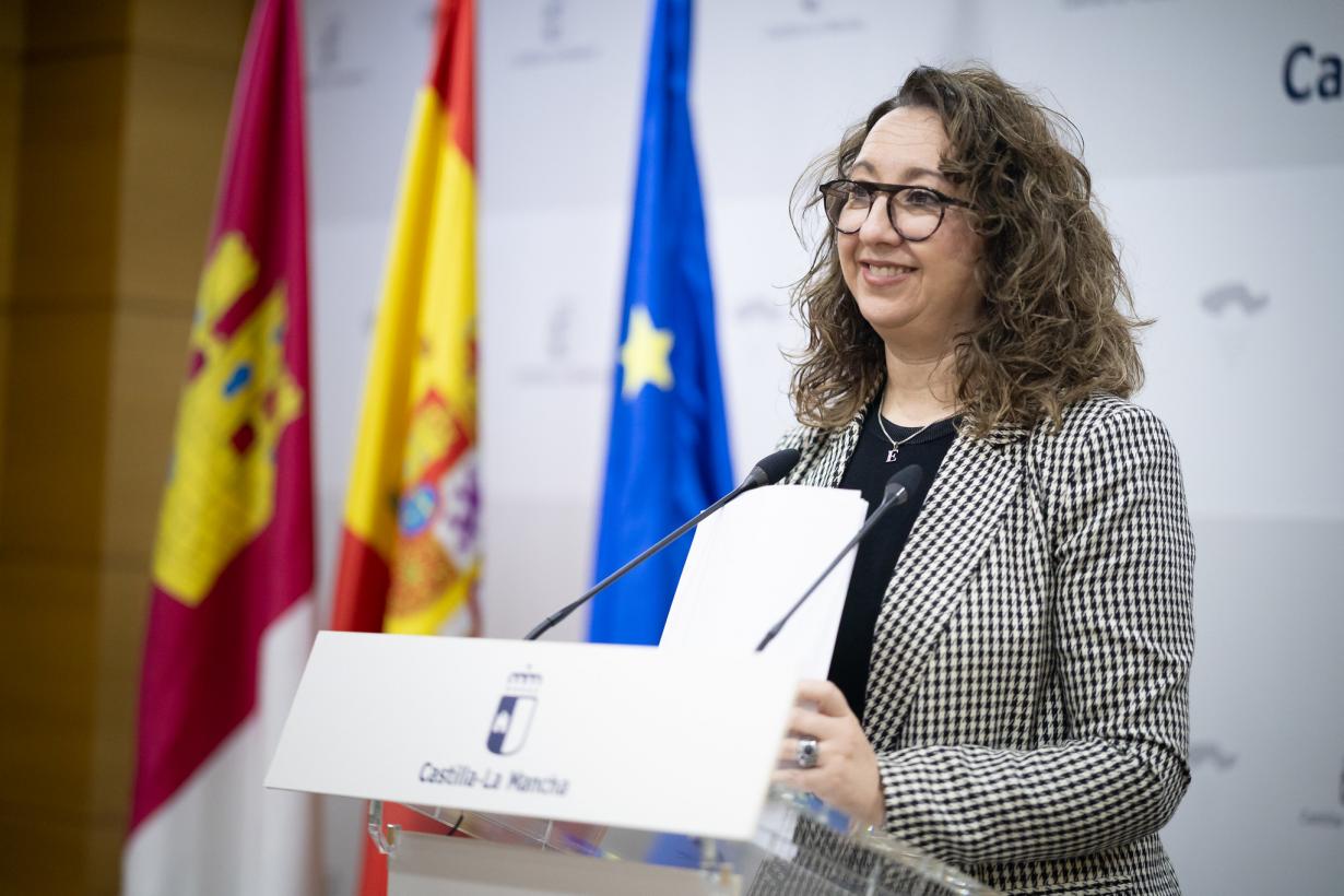 <strong>Castilla-La Mancha es la tercera comunidad autónoma del país con mayor descenso interanual del paro tras crear más de 20.000 empleos en el último año</strong>