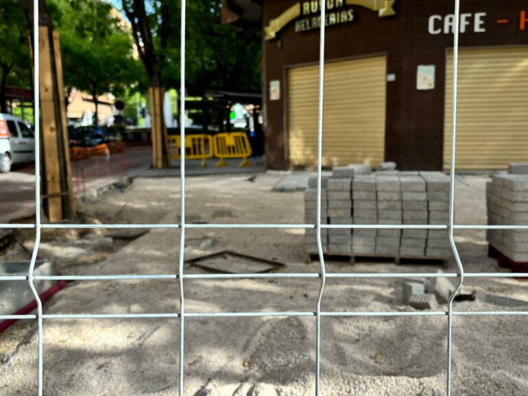 La Asociación de Hostelería de Albacete Unida denuncia "obras sin sentido en la Plaza Isabel II y la llamada zona de los titi'hs: negocios al límite, empleo destruido y una presión fiscal asfixiante"