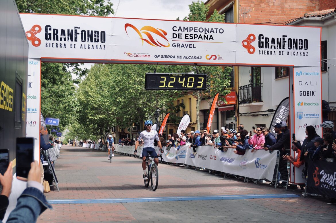 Natalia Fischer y Alberto Barroso, nuevos campeones de España gravel en Alcaraz