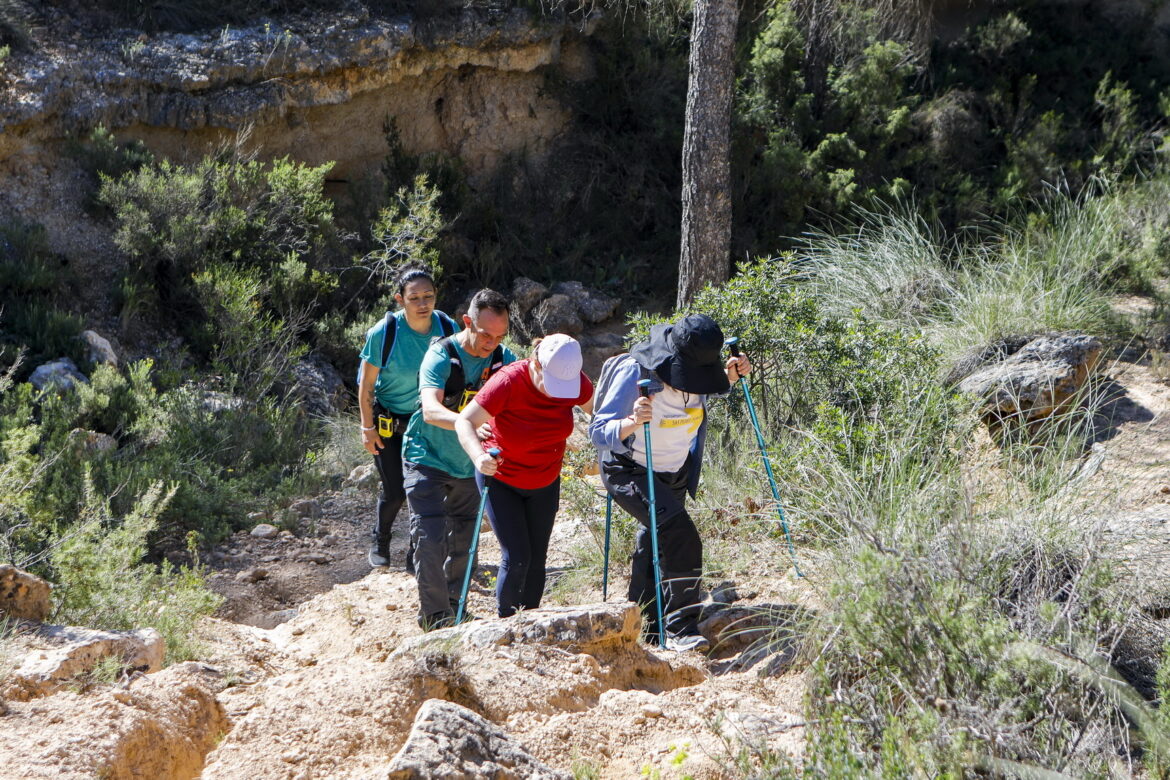 El sol primaveral, protagonista de las Rutas de Senderismo de la Diputación de Albacete, en Casas Ibáñez y Socovos