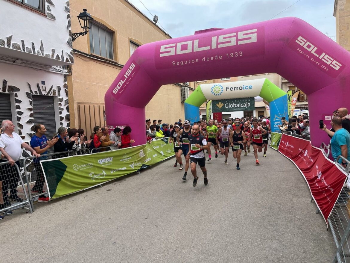 Antonio Cantos y Beatriz Román ganan la X Carrera de Trail de Valdeganga