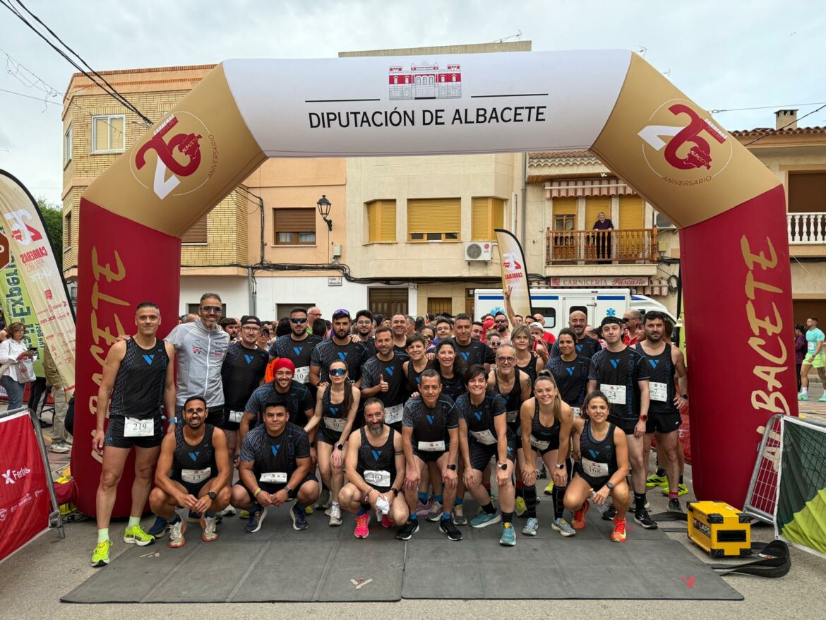 Antonio Cantos y Beatriz Román ganan la X Carrera de Trail de Valdeganga
