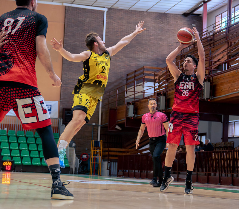 El EBA afronta dos semifinales en Parque Sur