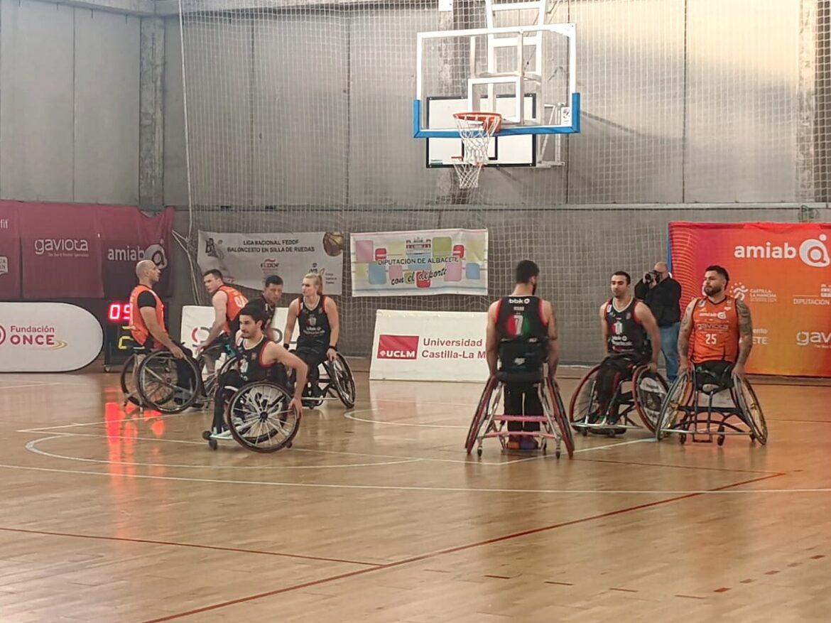 El BSR amiab no pudo completar la remontada y perdió su primer partido