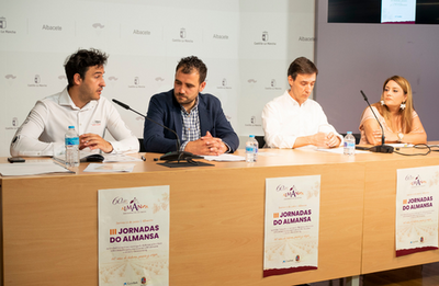 <strong>DO Almansa celebra su 60 aniversario y entrega los diplomas a los vinos que representarán a la DO este año</strong> <strong>DO Almansa celebra su 60 aniversario y entrega los diplomas a los vinos que representarán a la DO este año</strong>