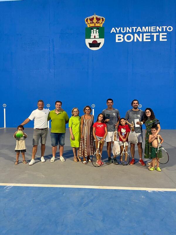 Jesús Moreno y Pedro Navarro ganan el Torneo de Frontenis de Bonete en la reedición de la final del año pasado Jesús Moreno y Pedro Navarro ganan el Torneo de Frontenis de Bonete en la reedición de la final del año pasado