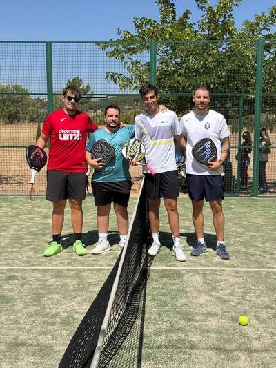 Jaime Dura y Álvaro García, campeones<br>del Torneo de Pádel de Casas de Lázaro