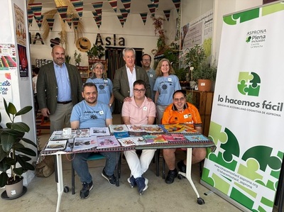 Eurocaja Rural visita el stand de ASPRONA en la Feria de Albacete Eurocaja Rural visita el stand de ASPRONA en la Feria de Albacete