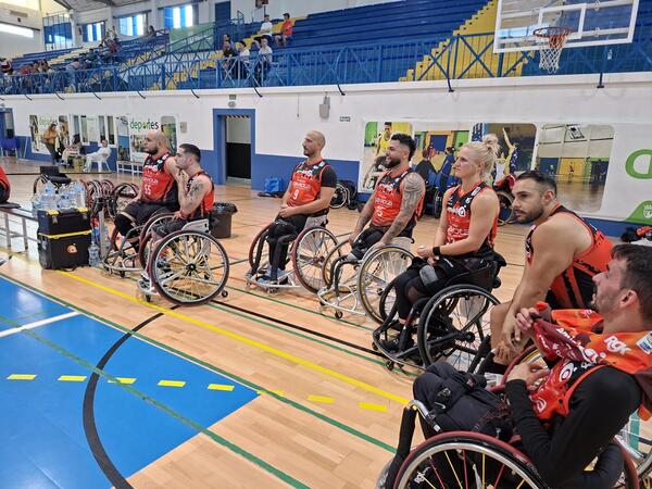 El BSR amiab sufrió para lograr su primera victoria ante Amivel (69-76)