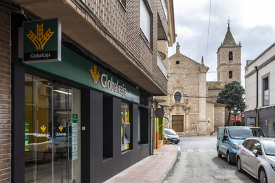 Globalcaja activa un dispositivo especial para atender a los afectados por las inundaciones de Madrigueras Globalcaja activa un dispositivo especial para atender a los afectados por las inundaciones de Madrigueras