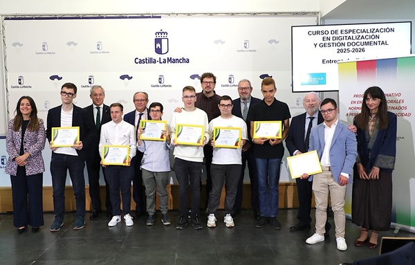 Formación y empleo para jóvenes con discapacidad intelectual: Fundación Eurocaja Rural, JCCM y CIEES clausuran una nueva edición de su curso de digitalización Formación y empleo para jóvenes con discapacidad intelectual: Fundación Eurocaja Rural, JCCM y CIEES clausuran una nueva edición de su curso de digitalización